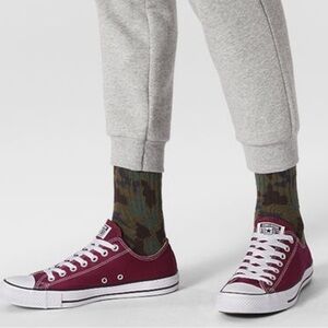 Chuck Taylor All Star Classic UNISEX LOW-TOP SHOE